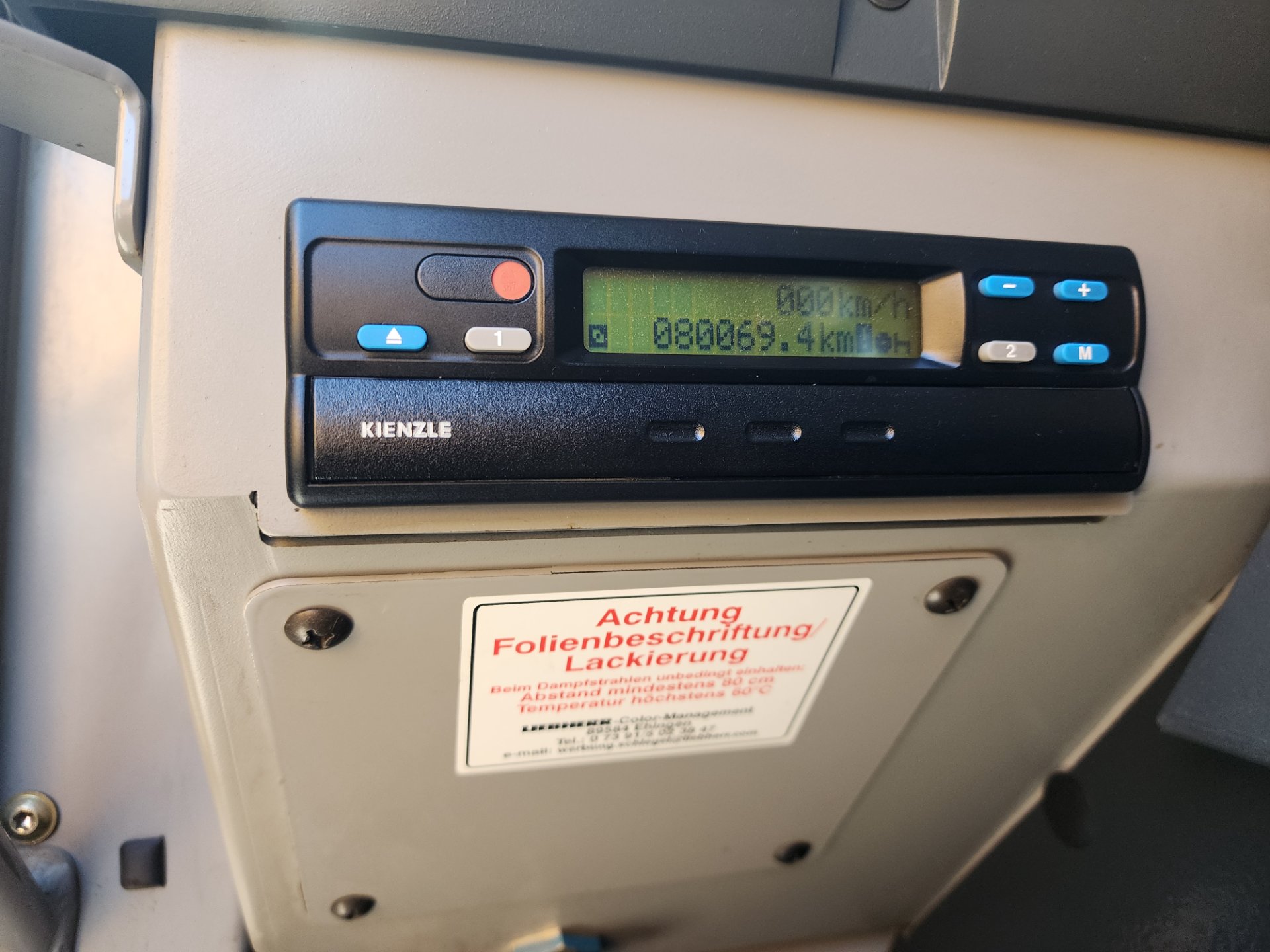 LTM 1095-5.1 Gauges & Hours 1