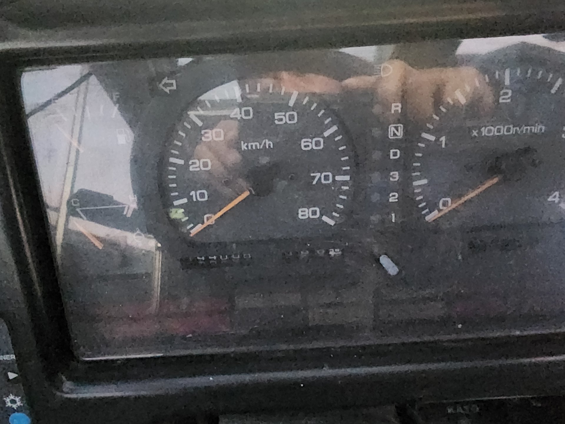 KR-22H Gauges & Hours 2