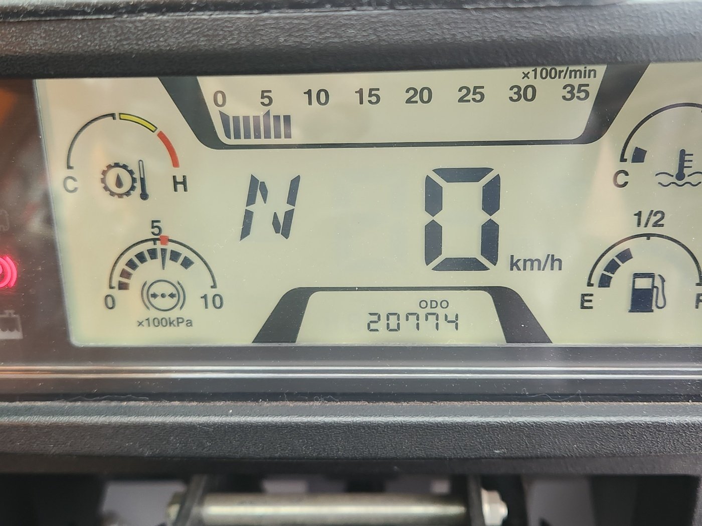 GR-700N-2 계기판 · 거리/시간 1